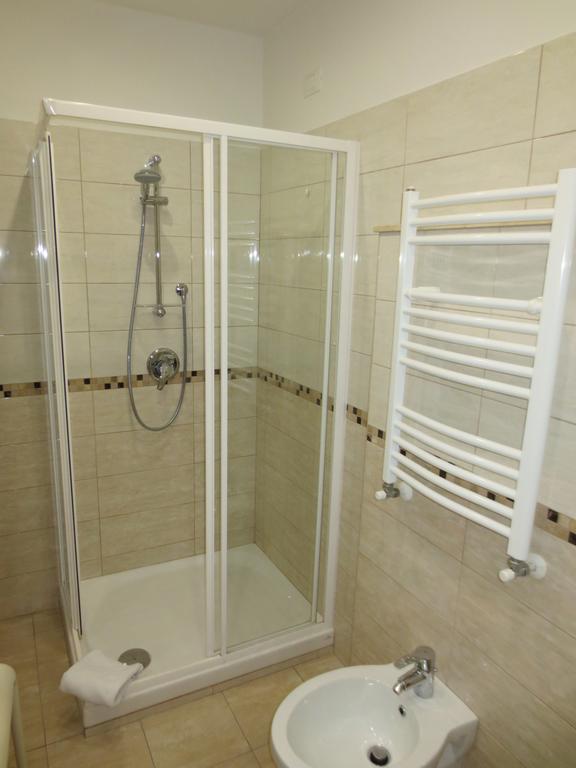 B&B Five Рим Экстерьер фото